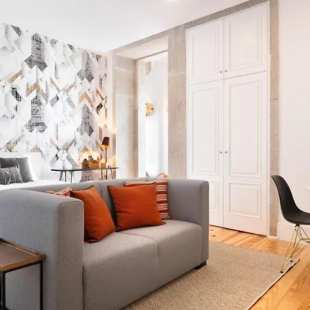 Private Terrace At Flores Street 波尔图