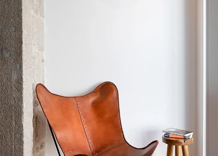 Private Terrace At Flores Street