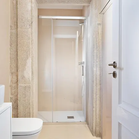 Private Terrace At Flores Street Lägenhet *