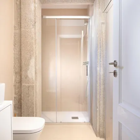 Private Terrace At Flores Street Daire