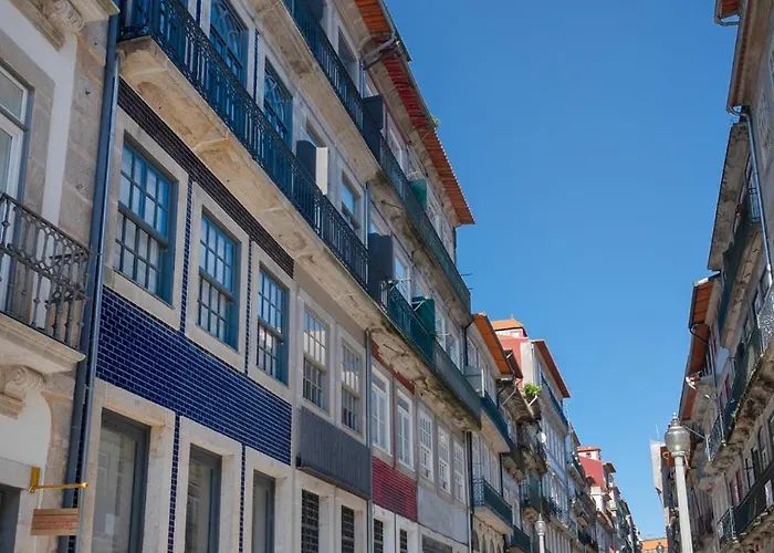 Private Terrace At Flores Street Διαμέρισμα *