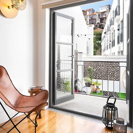 Private Terrace At Flores Street Apartment Porto