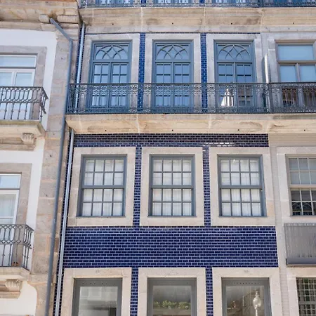 Private Terrace At Flores Street Apartment *